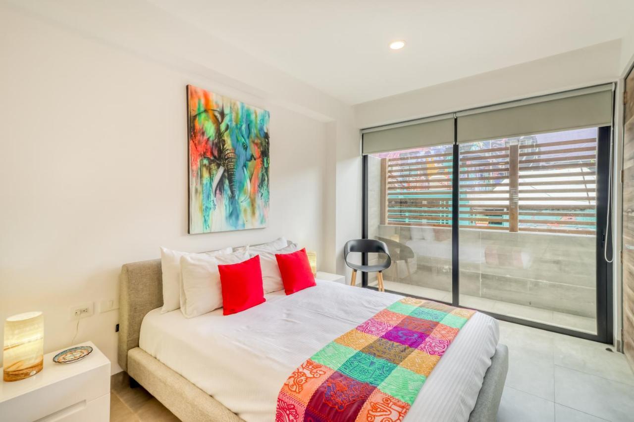 Icono Playa Condos, B307 Плая дел Кармен Екстериор снимка